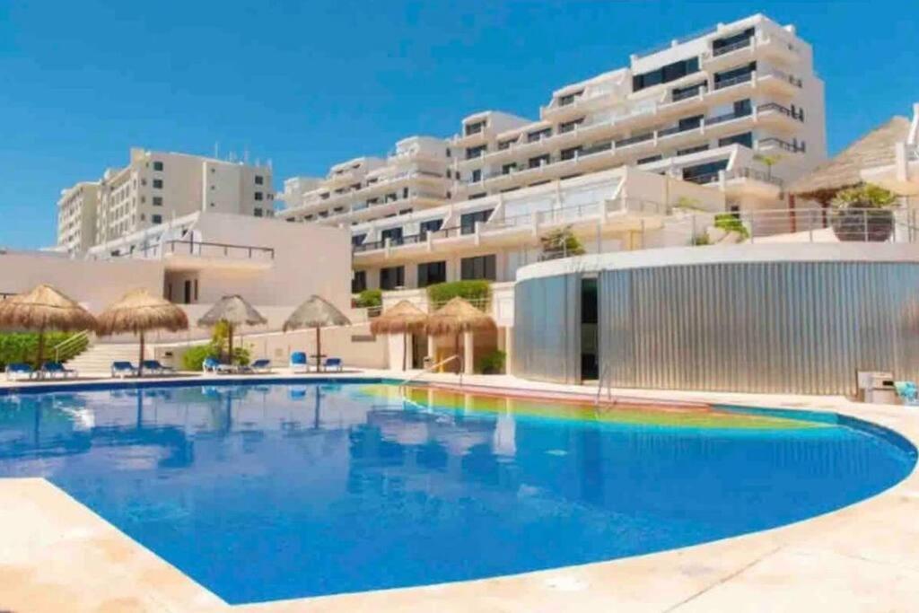 Amazing Beachfront Apartment كانكون المظهر الخارجي الصورة