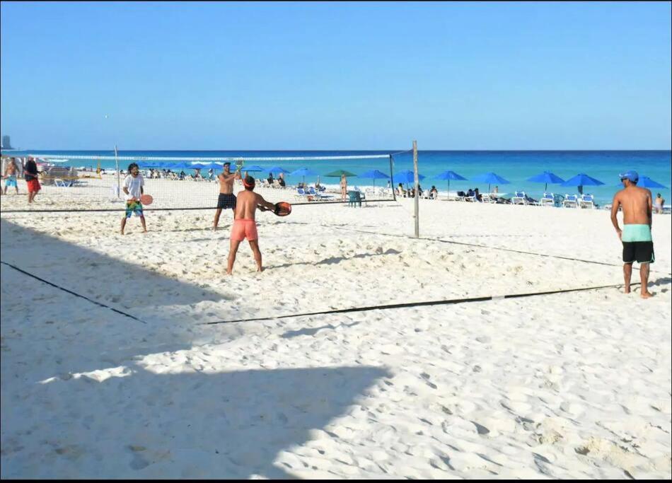 Amazing Beachfront Apartment كانكون المظهر الخارجي الصورة