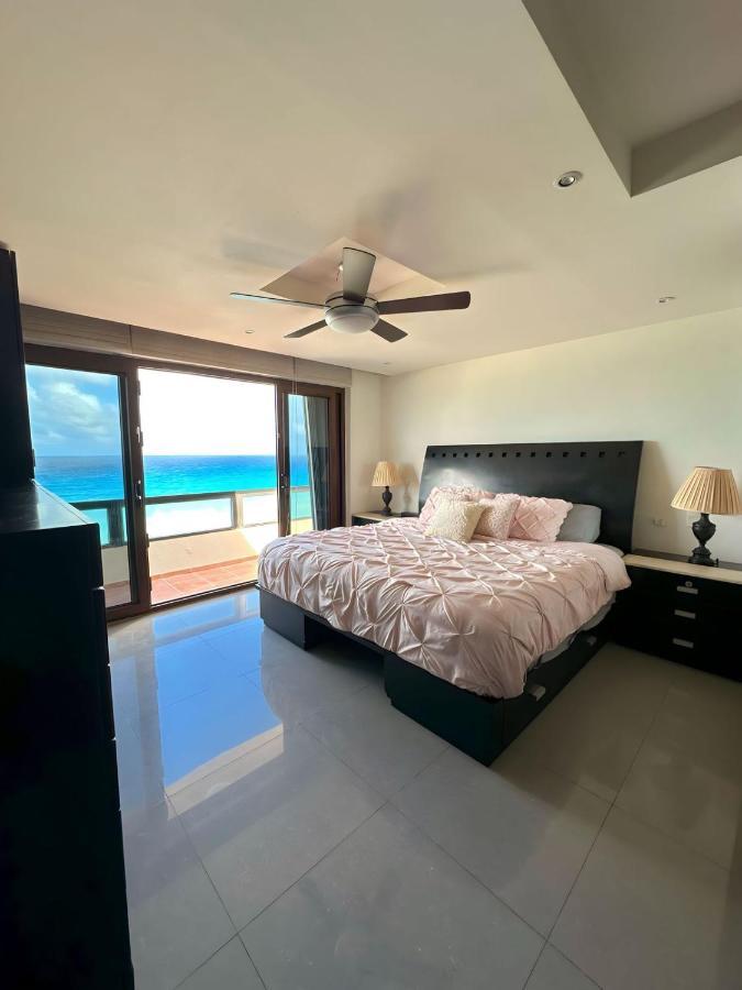 Amazing Beachfront Apartment كانكون المظهر الخارجي الصورة