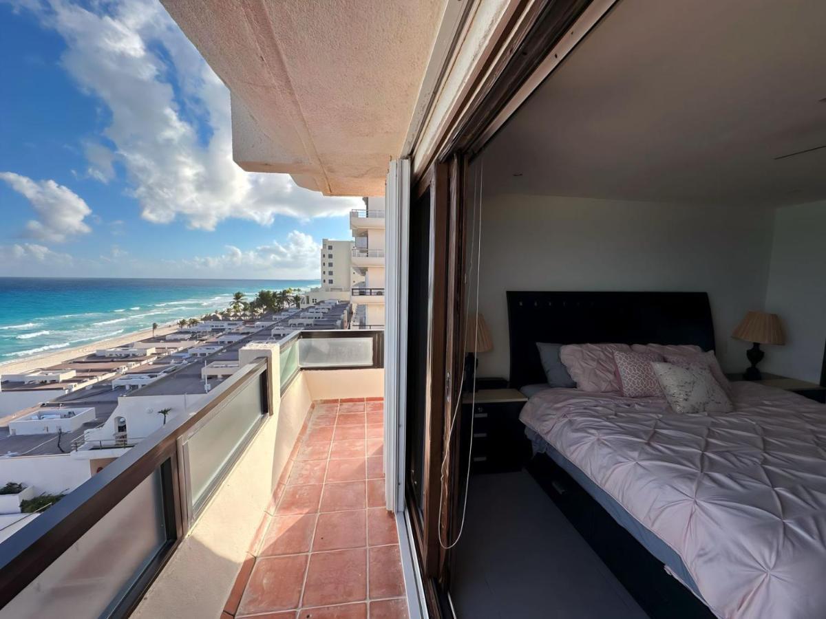 Amazing Beachfront Apartment كانكون المظهر الخارجي الصورة